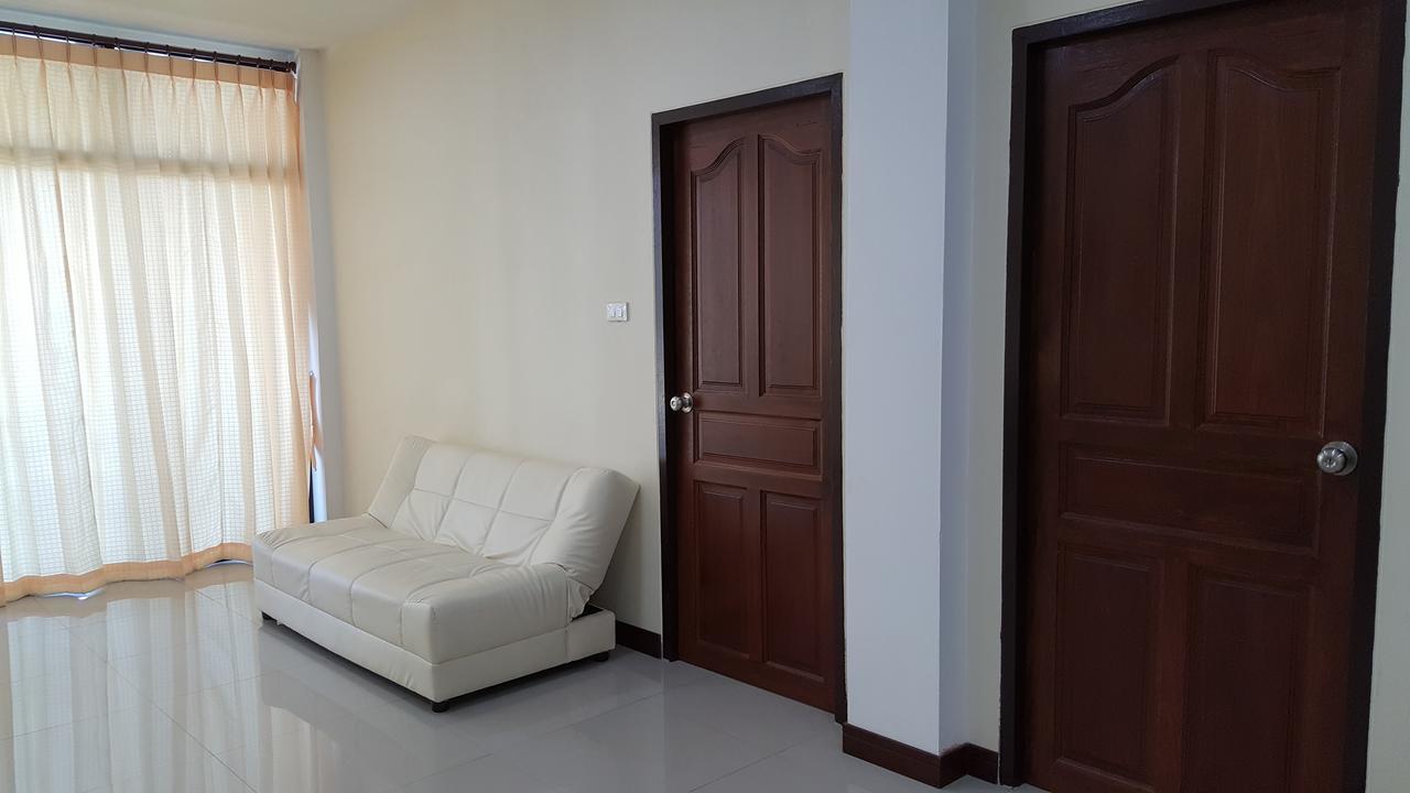 Charoensuk Grand Hotel Kabin Buri Eksteriør bilde